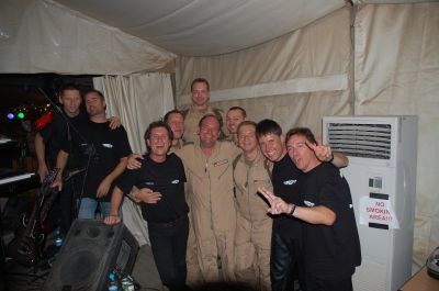 Mazar mit Piloten.jpg