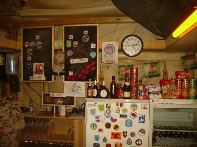 Termez im Pub.jpg