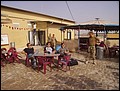 Kunduz vor Pub.jpg