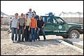 Mazar mit Streifenwagen.jpg